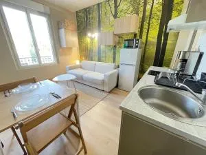 Rollin 7 YourHostHelper - 科尔蒙特勒伊