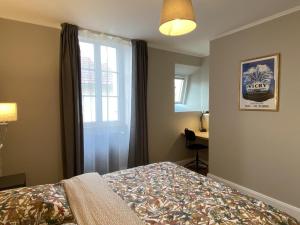 Appartements Appartement Vichy, 2 pieces, 2 personnes - FR-1-489-364 : photos des chambres