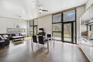 Ecocrackenback 2 Sustainable chalet close to the slopes