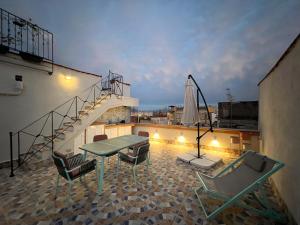 Stunning View with 3 Terraces near DANTE SQ! By HouseinNaples