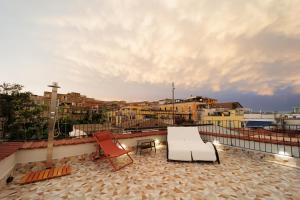 Stunning View with 3 Terraces near DANTE SQ! By HouseinNaples