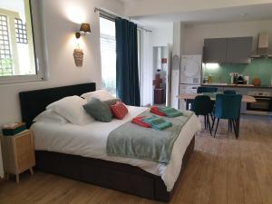 Hotels Chateau de Surville : photos des chambres