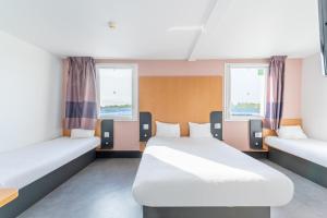 Hotels B&B HOTEL Lieusaint Carre Senart : Chambre Quadruple