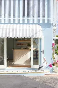 The Blue Water, Dreamtime Beach - Terranora