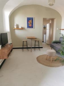 Studio 30m2, 7 mn de la plage, au cœur de Calcatoggio.