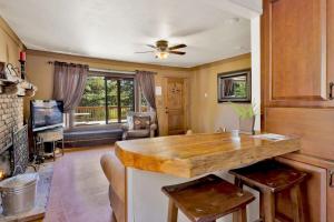 Club View Pines #2105 by Big Bear Vacations