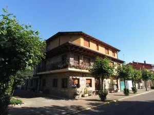 Hotel CASA DE LA PRADERA - Carrizo de la Ribera