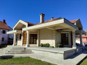 Luxury Home Cetinje - 3hvězdičkové hotely ve městě Cetinje
