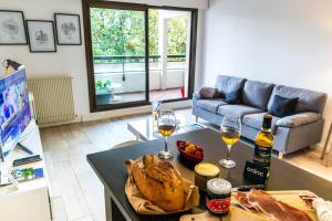 Appartements Le Sperata - Bel appartement en centre ville avec 2 chambres, terrasse et parking : photos des chambres