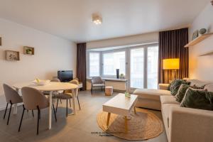 Spacious apartment closeby the sea up to 6 people!