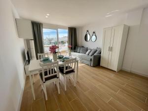 Malibu Park 3078 - Ocean View Studio