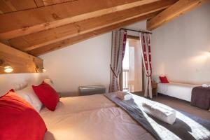 Chalets Les Perdrix - Mountain Collection : photos des chambres