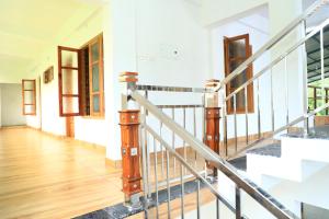 Water Gate Tourist Home and Resorts