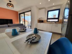 Appartements Appartement neuf tres lumineux avec parking : photos des chambres