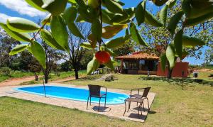 COM LAREIRA Recanto do Lago no Santa Bárbara Resort Residence