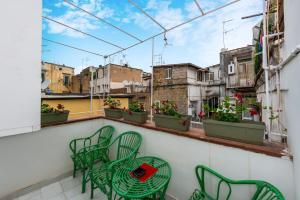 Charming apartment with balcony in the historic center