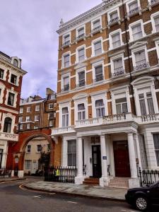 ☆Superb bright studio in Kensington