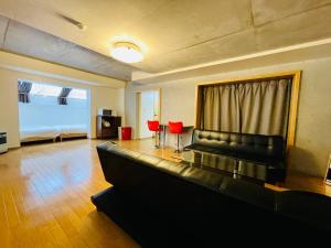 1-1NEW Open 最大6名滞在可能な開放感のある空間 ペット滞在可能なアパートメント ガレージ完備