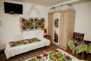 Double Room with Private Bathroom room in Casa Pintea de Sub Coastă