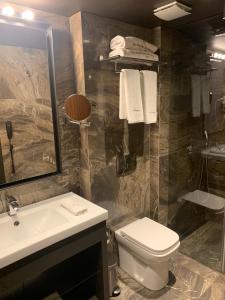 Economy Double Room with City View & Free Parking room in All Seasons Residence Hotel