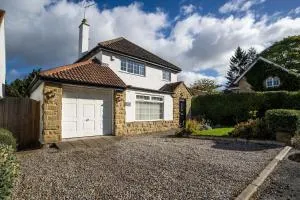 Beautiful detached home in quaint village setting - Boston Spa