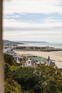 Appartements Les Tamaris - Studio with Sea View - Trouville-Sur-Mer : photos des chambres