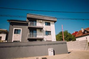 Dream House Apartments