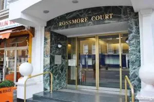 King-sized Studio, 6th floor + lift, Regent’s Park - London