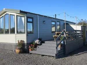 Plas Tirion Caravan - Llanfflewyn