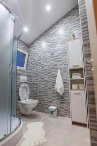 Apartments with a parking space Kastel Stafilic, Kastela - 20153