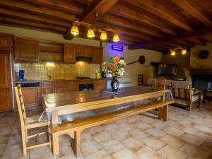 Maisons de vacances Gite Saint-Crepin-et-Carlucet, 5 pieces, 12 personnes - FR-1-616-108 : photos des chambres