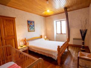 Maisons de vacances Gite Saint-Crepin-et-Carlucet, 5 pieces, 10 personnes - FR-1-616-108 : photos des chambres