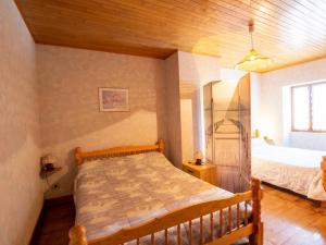 Maisons de vacances Gite Saint-Crepin-et-Carlucet, 5 pieces, 12 personnes - FR-1-616-108 : photos des chambres