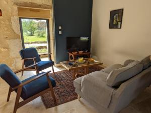 Maison de campagne avec piscine, tennis privé et WIFI - FR-1-653-10