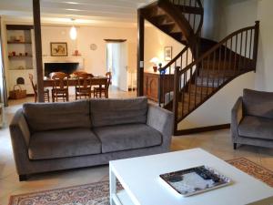 Maisons de vacances Gite Saint-Cybardeaux, 4 pieces, 6 personnes - FR-1-653-85 : photos des chambres