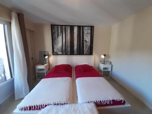 Appartements Studio renove 2 pers. au centre avec balcon, WiFi et parking - FR-1-512-259 : photos des chambres