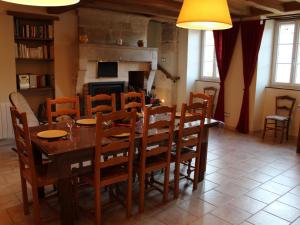 Gîte charentais avec cour privative, baby-équipement, télétravail, vélos, BBQ, animaux acceptés - FR-1-653-170