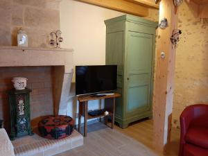 Maisons de vacances Gite Chalais, 5 pieces, 8 personnes - FR-1-653-170 : photos des chambres