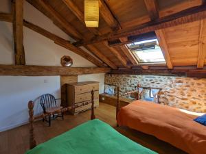 Maisons de vacances Gite Massignac, 4 pieces, 6 personnes - FR-1-653-213 : photos des chambres