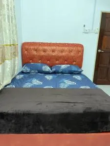 Roomstay Budget Kuala Terengganu Desa Chendering Private Bathroom - Kampong Kijing