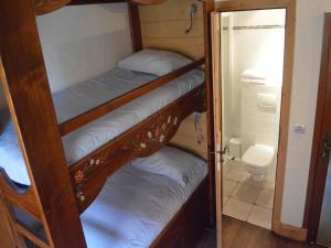 Hotels Le Paquis : Chambre Familiale