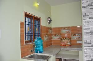 Manohars New Home