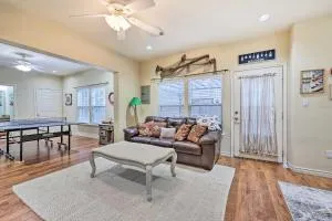 Walk to Lake Townhome with Hot Tub in Afton! - Monkey Island