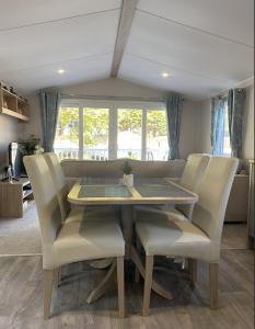 KellysHolidayHomes 26 Willerby 2 bedrooms caravan