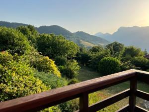 B&B / Chambres d'hotes Eco-Logis Mad'in Belledonne : photos des chambres