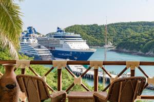 1062 - Cruz Del Mar A301