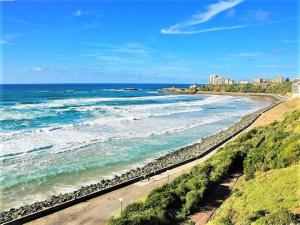 Studio Front de Mer avec Piscine et Balcon à Biarritz - FR-1-3-412