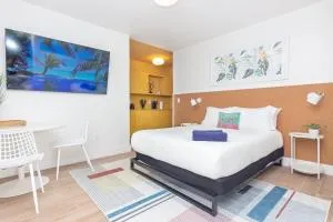 Stylish Studio Apartment In El Portal #1 - El Portal