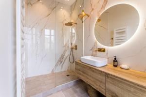Appartements HYGGE KEYWEEK Apt 2 bedrooms with parking in Biarritz city center : photos des chambres