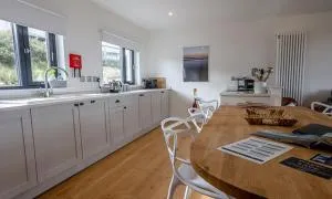 15 - 3 Bedroom Cottage - LP - Pistyll